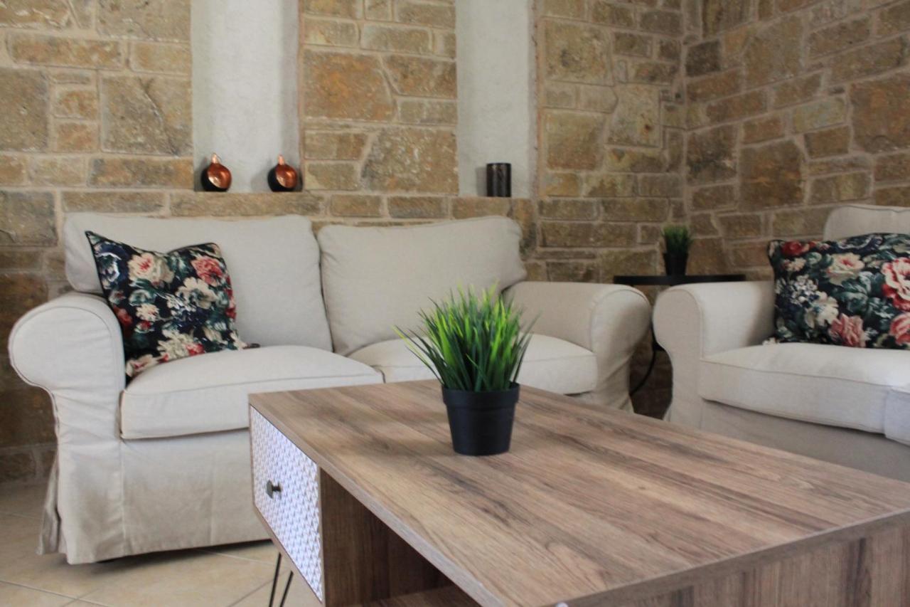 Stone Apartment Thessaloniki